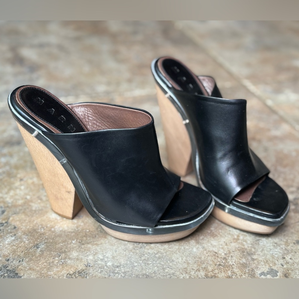 Marni chunky leather pumps